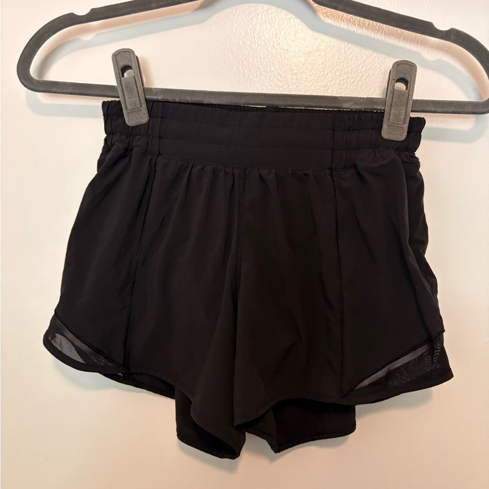 Lululemon Hotty Hot Black Shorts 4” Size 4
